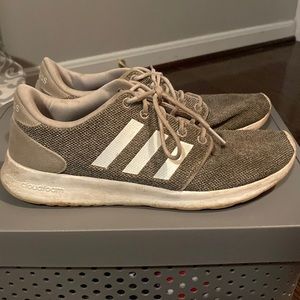 Adidas Cloudfoam Sneakers